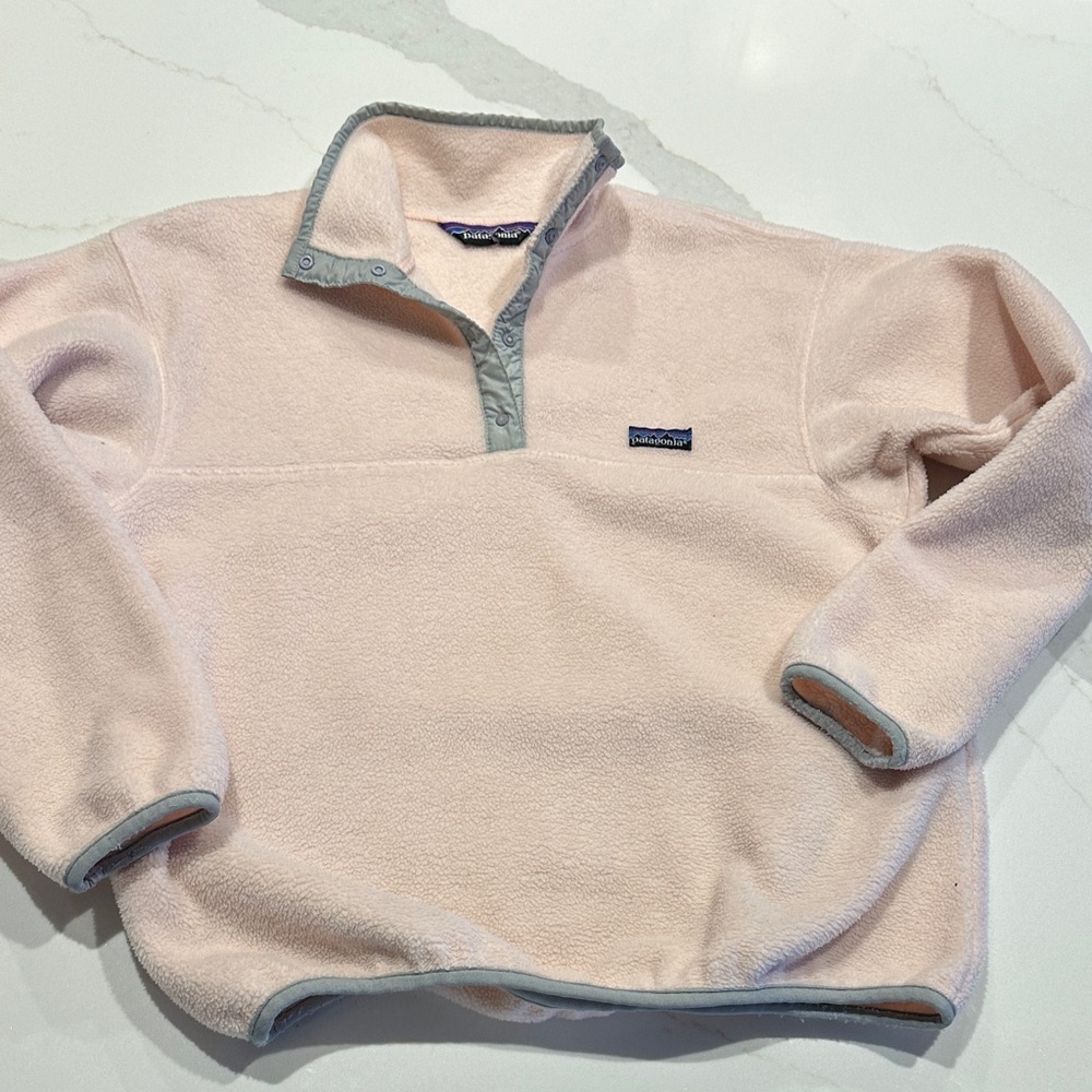 Patagonia old School Light Pink Fleece with Gray Trim